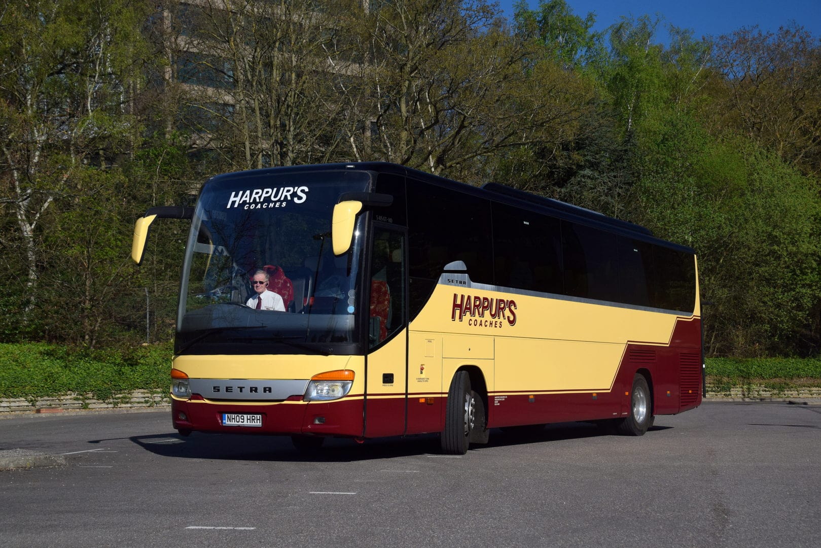 hodges coaches day trips